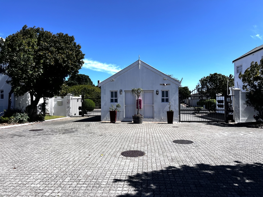 To Let 3 Bedroom Property for Rent in Parklands Western Cape